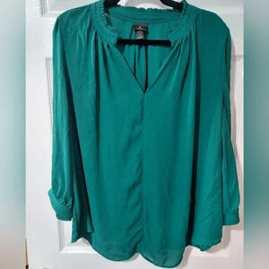 Worthington Woman Green Split-Neck 3/4 Sleeve Blouse in Size1X